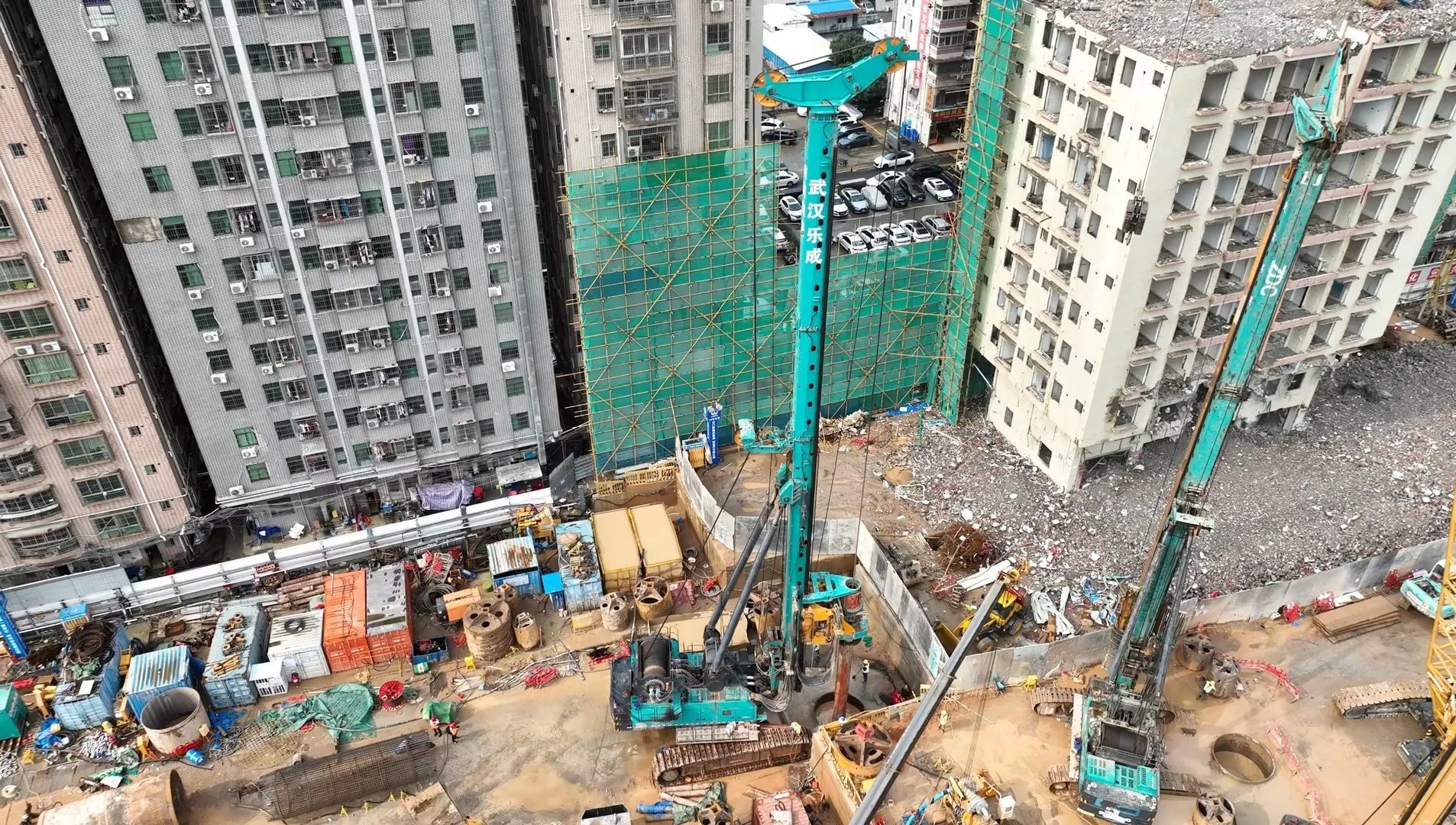 性能突出，，，，，，，，超强助力！壹定发智能旋挖钻机助力深圳地铁五和站施工