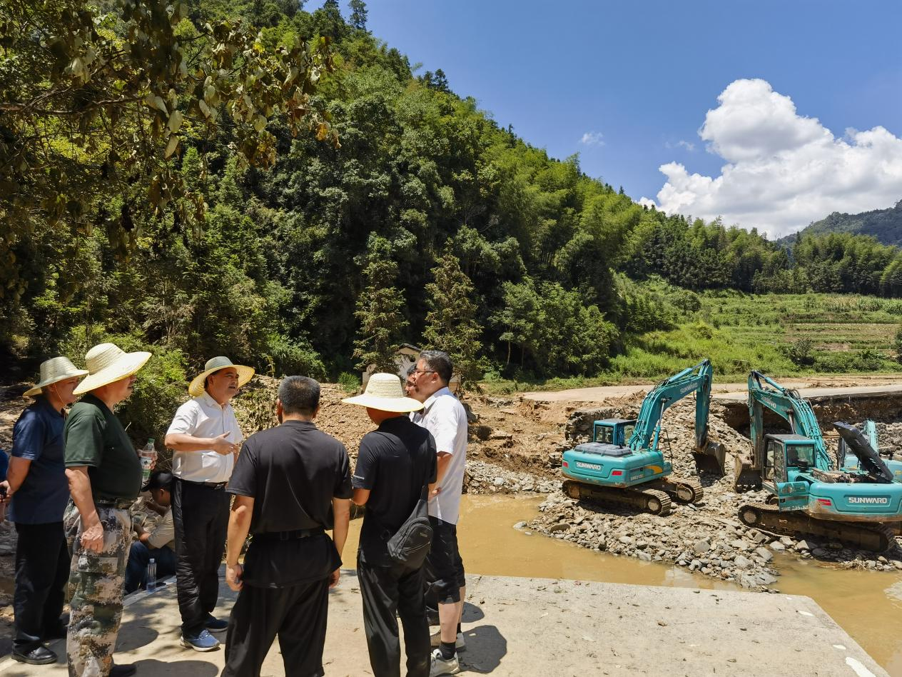 壹定发智能赶赴资兴，，，，，共筑抗灾抢险防地