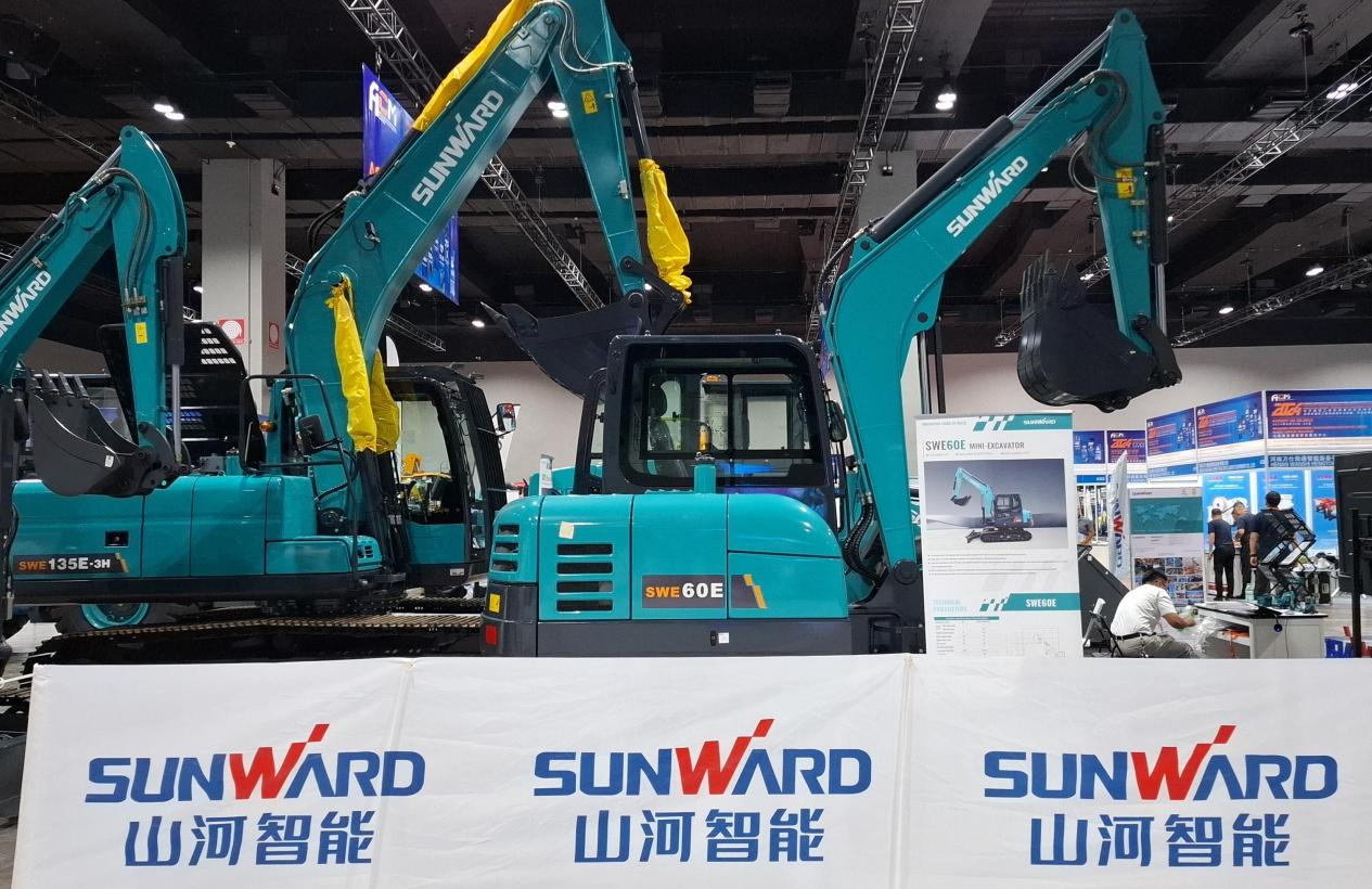 扬帆起航 | 壹定发智能闪灼长沙工程机械展东南亚分展