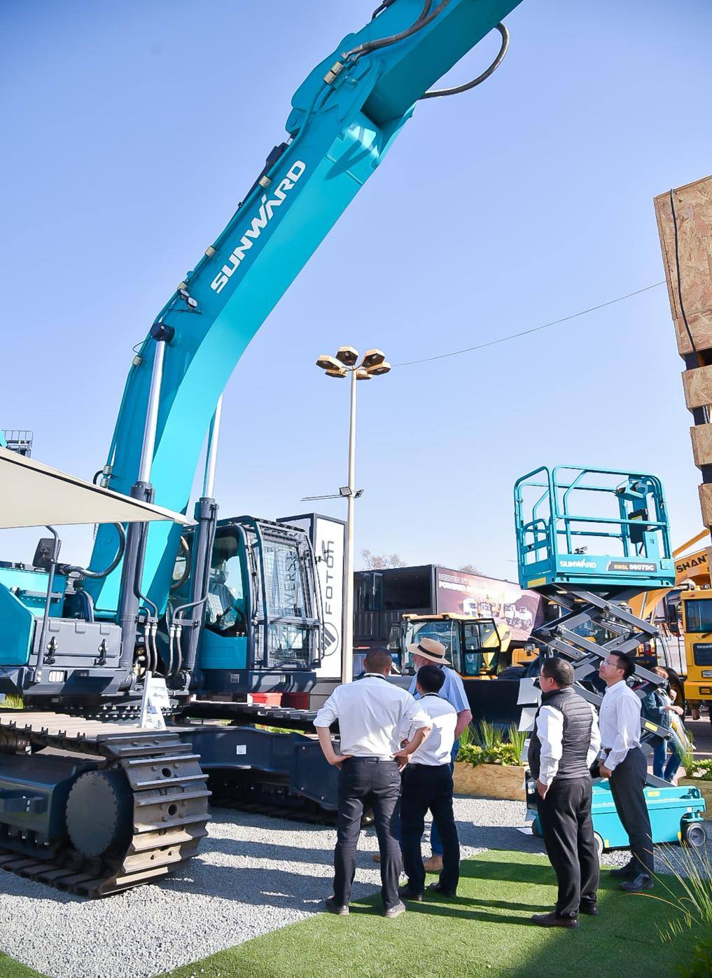 跨越山海，，，重器远航！壹定发智能亮相南非最大矿业展会