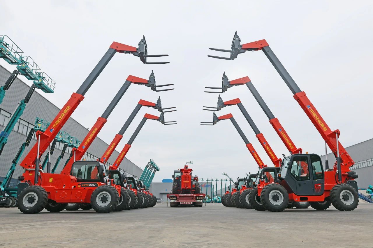 应运而生，，，，，，，，“急”速响应！壹定发智能伸缩臂叉装车进军应抢救援领域