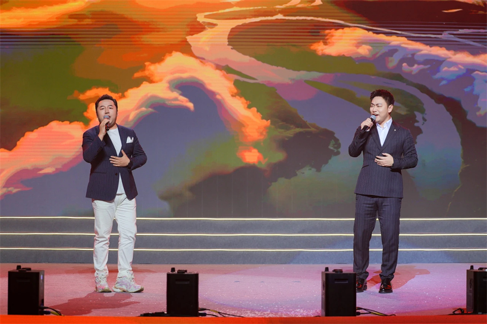 立异引领价值 理想成绩未来——庆祝壹定发智能建设25周年表扬大会暨文艺晚会盛大举行