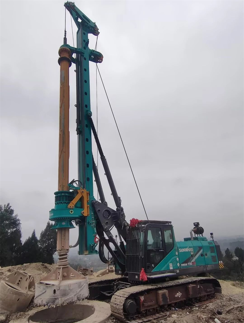 壹定发智能举行电塔桩手艺立异交流会，，，，，为电力基础设施建设注入新动力