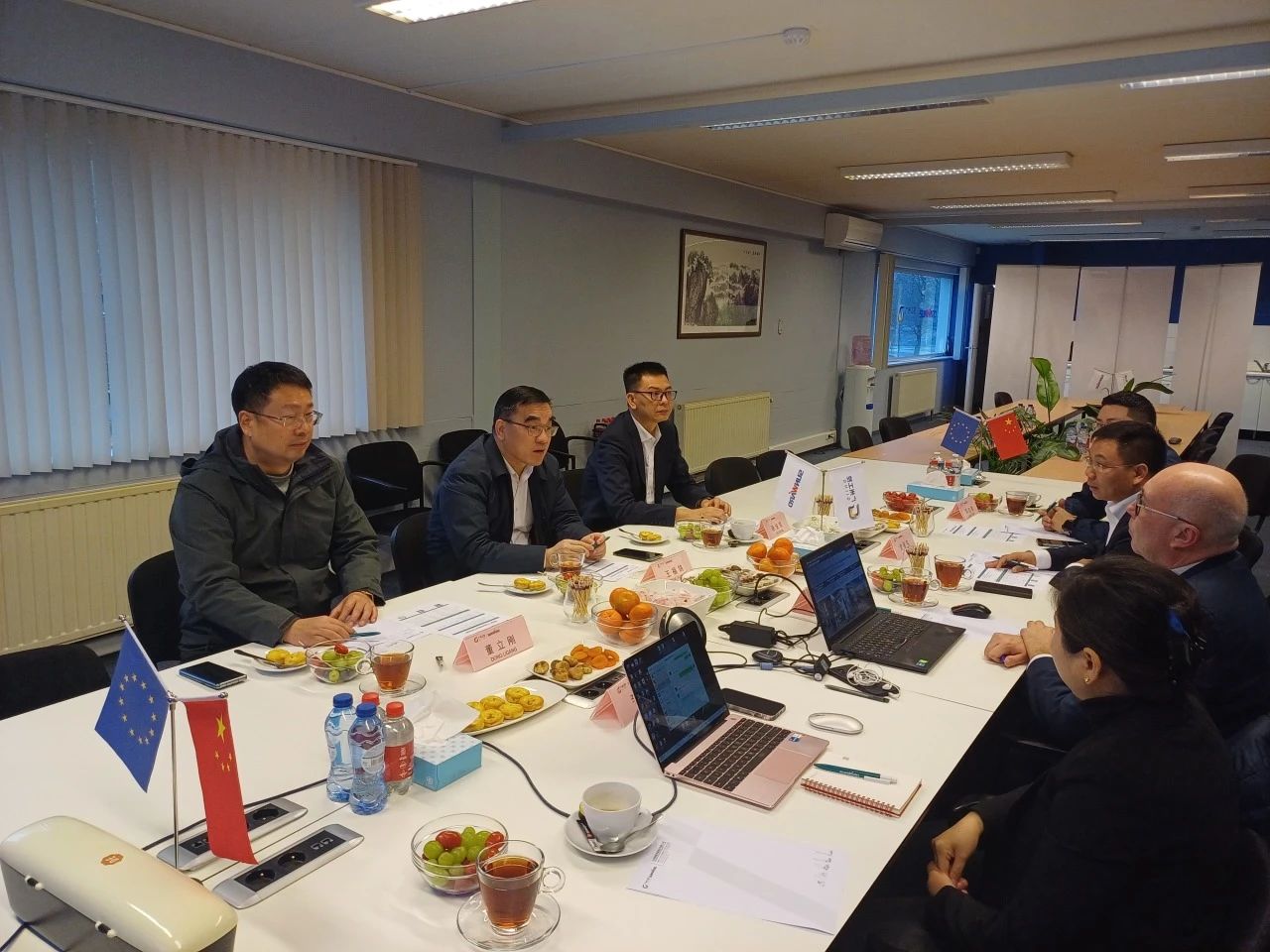 广州工控集团总司理王福铸率队考察壹定发智能欧洲子公司