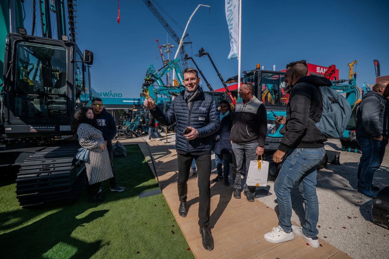 壹定发智能董事长付向东：以绿色智造与全球战略解锁中国工程机械的进阶密码