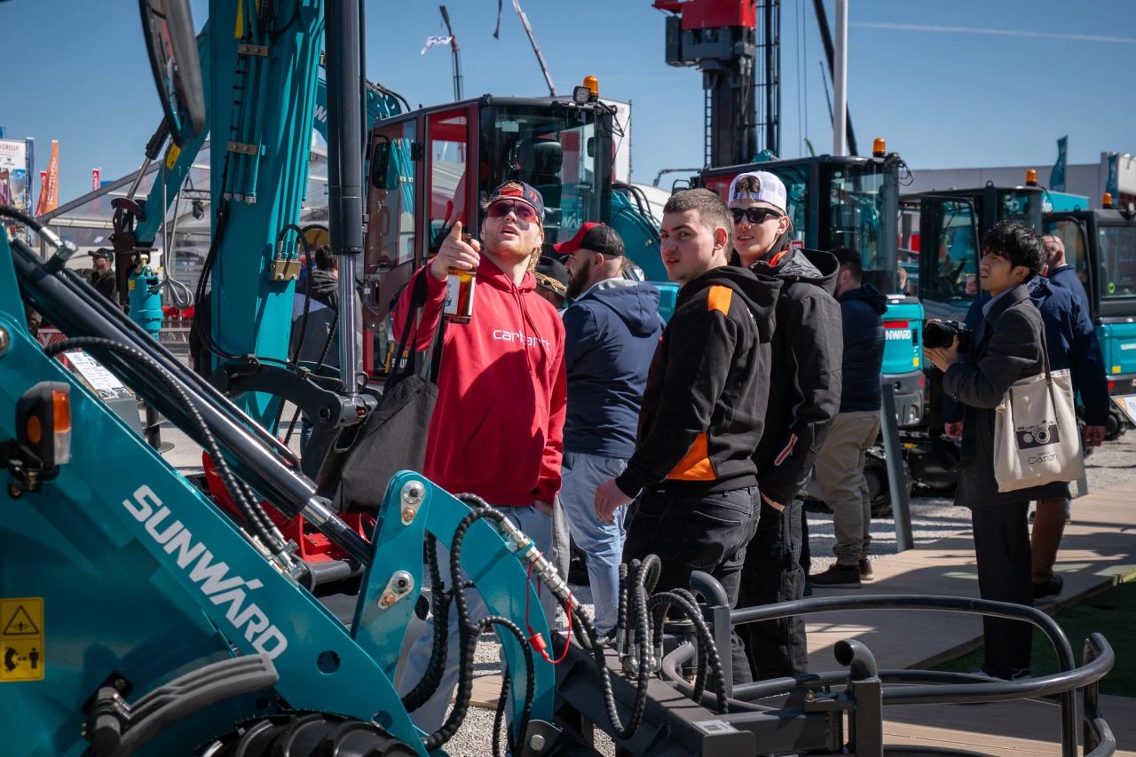 壹定发智能董事长付向东：以绿色智造与全球战略解锁中国工程机械的进阶密码