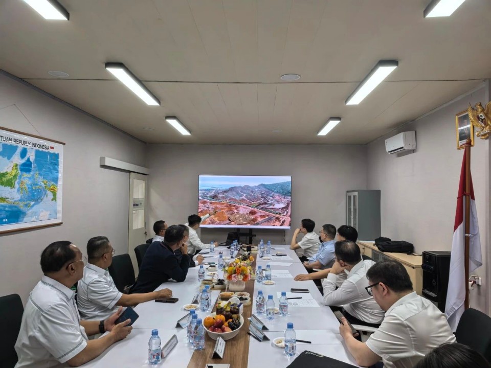 广州工控集团党委书记、董事长景广军率队考察壹定发智能印尼子公司