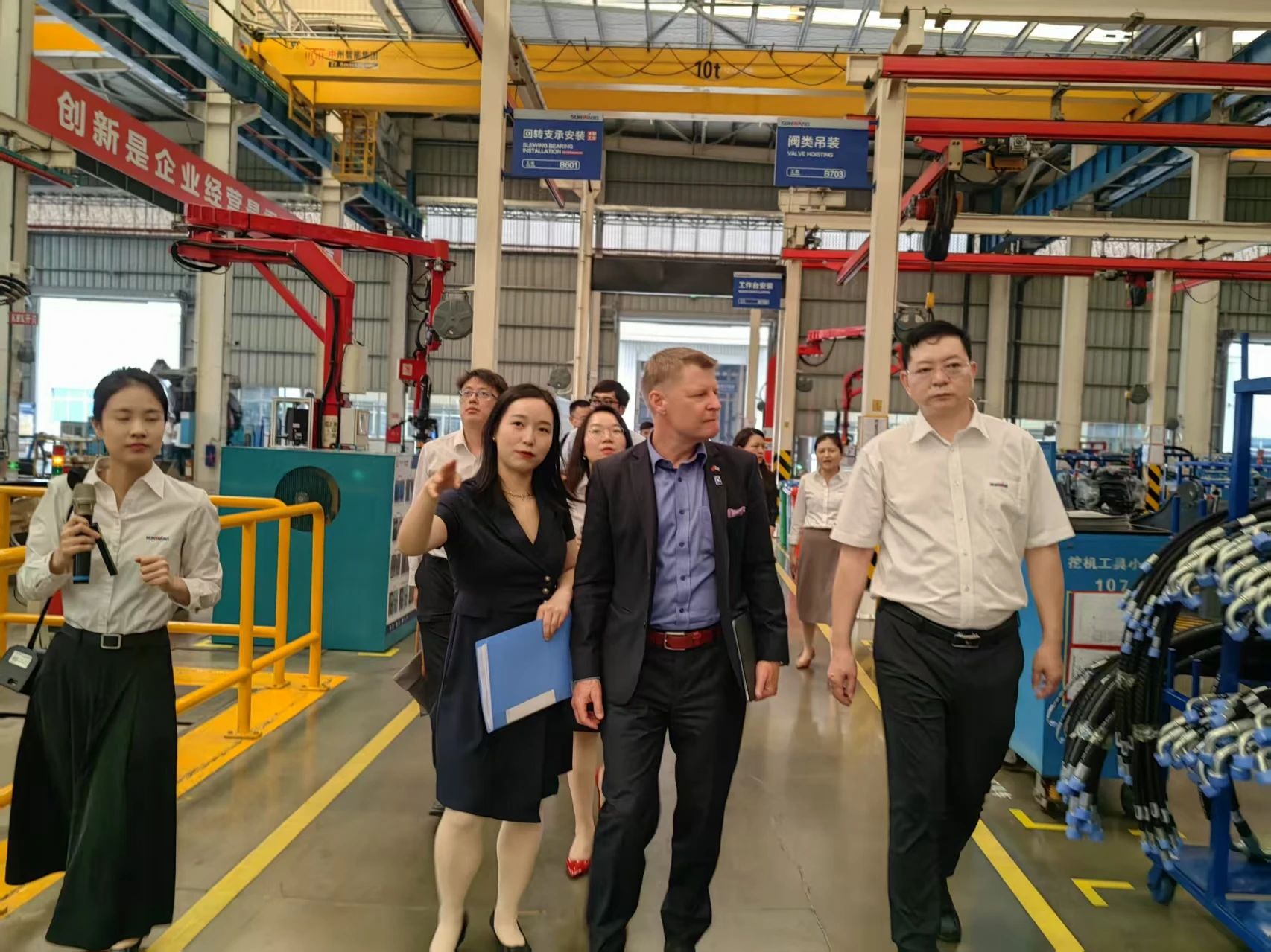 芬兰驻华大使馆商务参赞到访壹定发智能