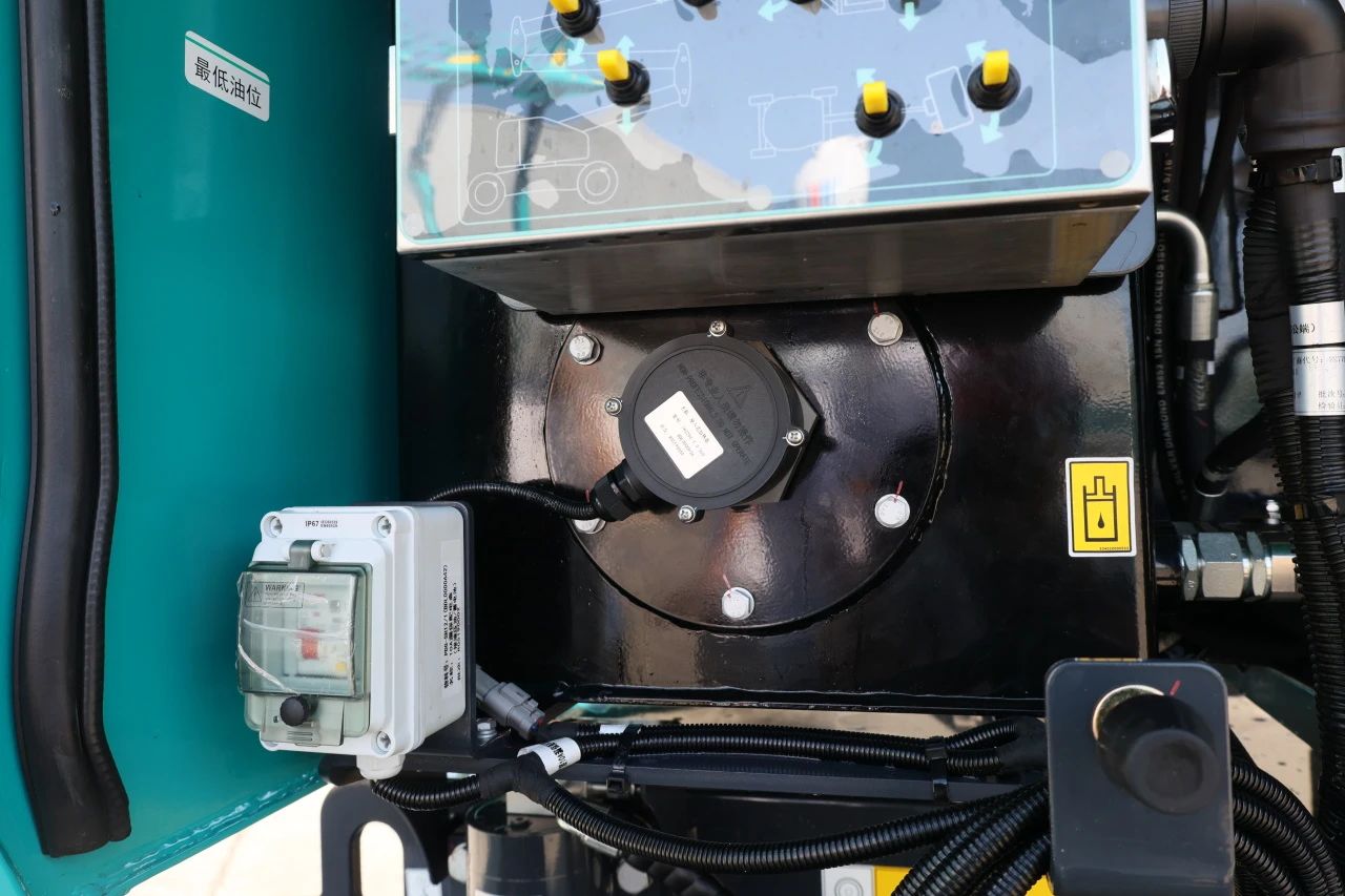 手艺新标杆！壹定发智能SWA22J-P柴动曲臂式高空作业平台下线！