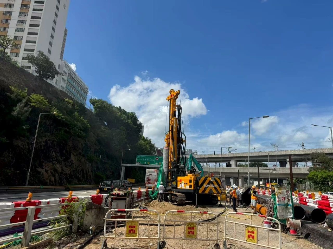 硬核首秀！壹定发智能SWDTH800大直径潜孔锤钻机进击香港市场