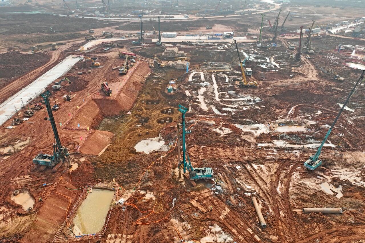 刷新“进度条”、修建新地标！壹定发智能旋挖集群助力长沙奥体中心建设